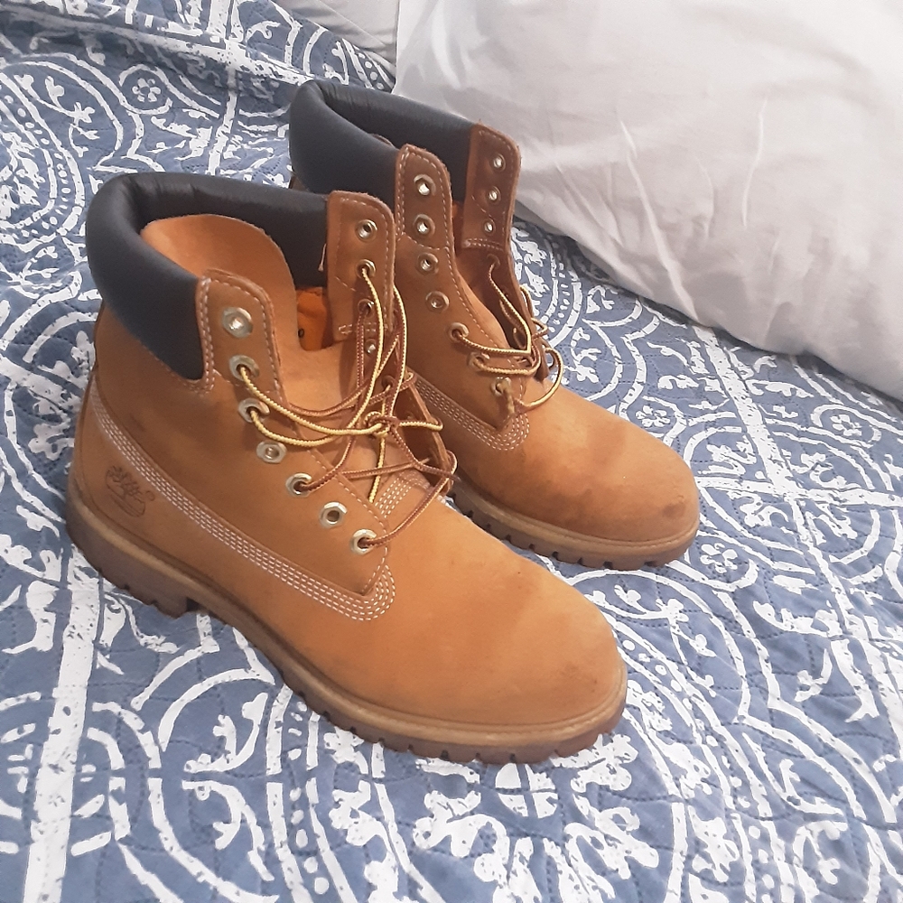 Authentic Timberland Boots sz 8